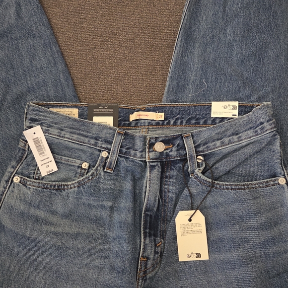 Levi's Blue Relaxed Fit Jeans Classic Style - Picture 5 of 8